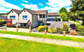 Accolade Lodge Motel